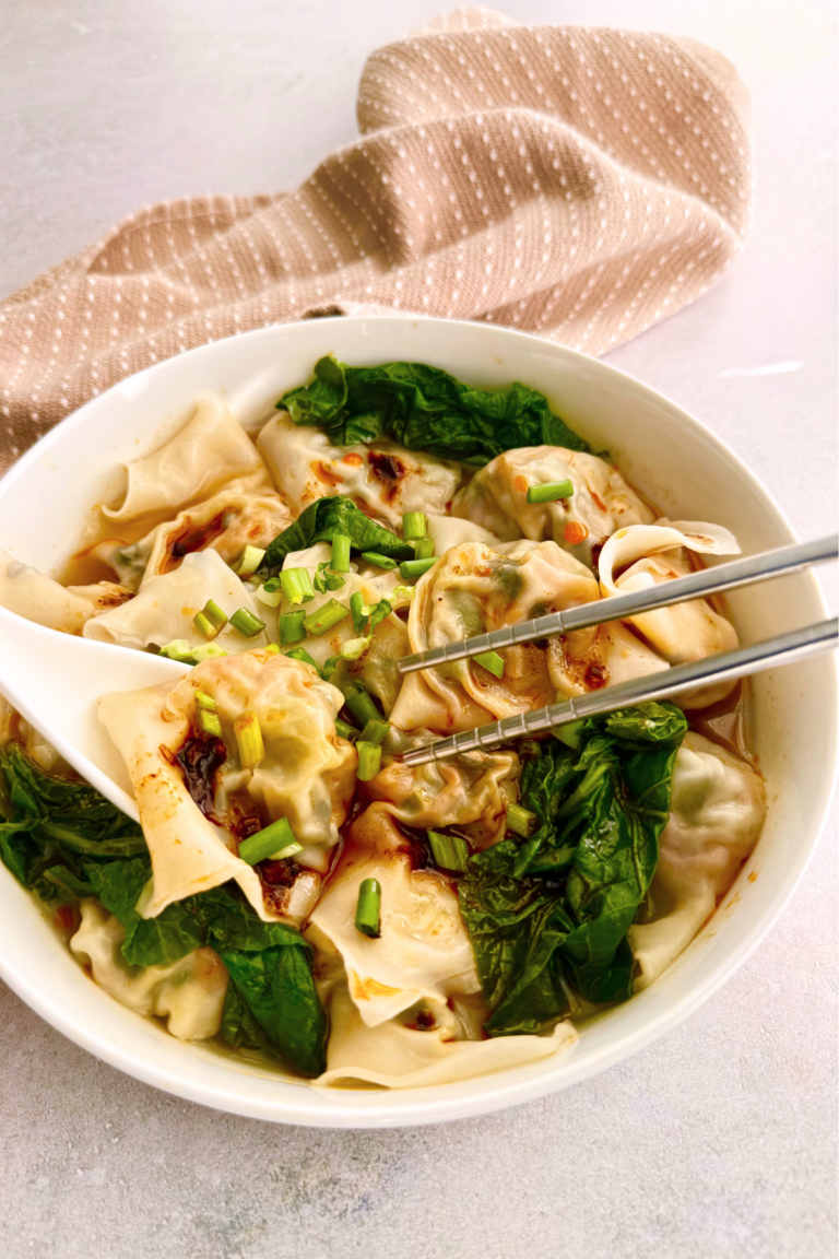 Vegan vegetable wonton recipe with cabbage, carrots, mushroom