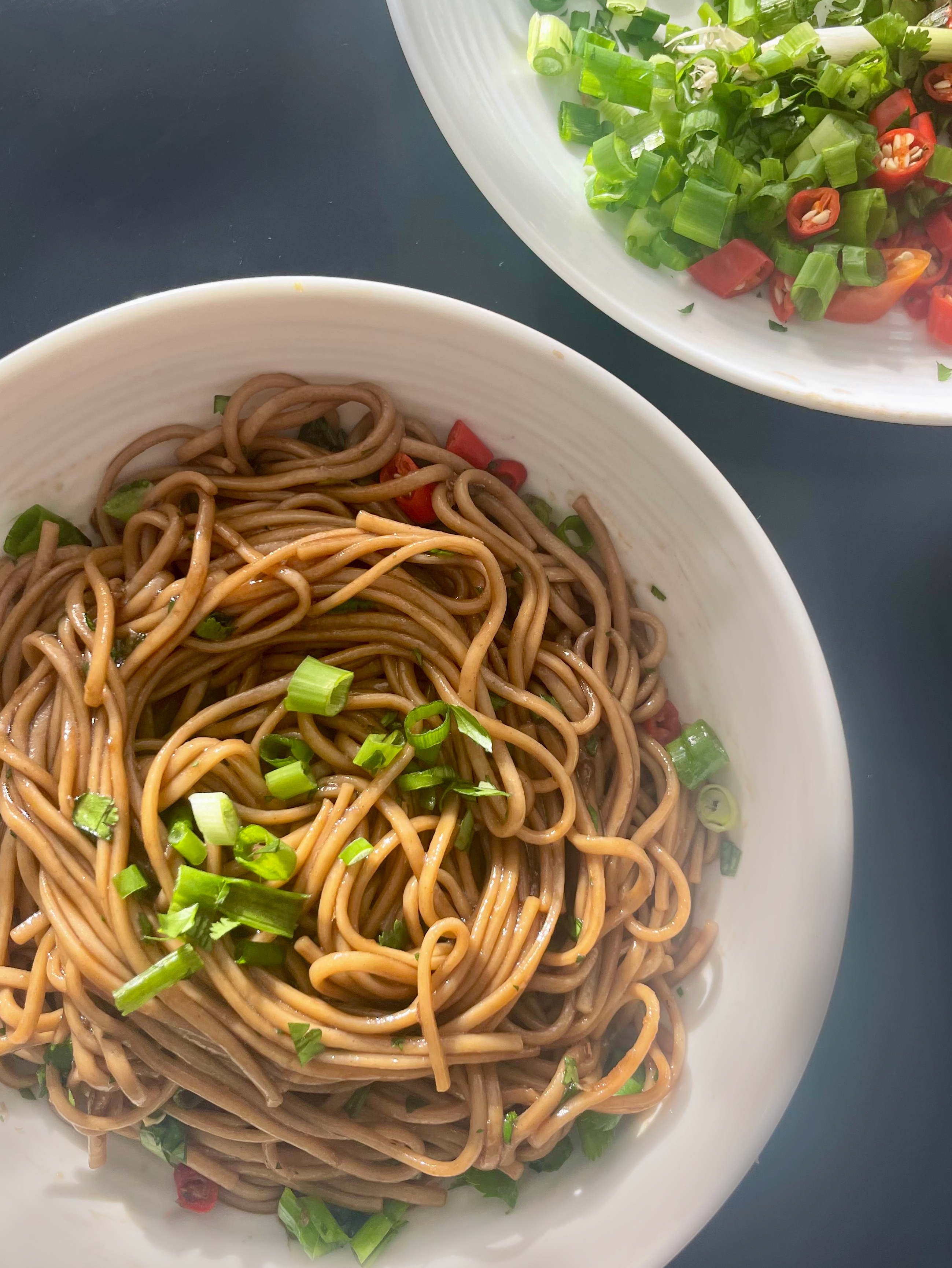 15 minute spicy and tangy soba noodles with black vinegar