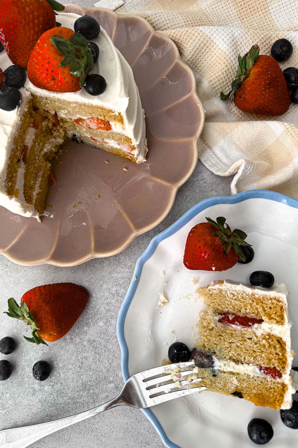 vegan berry chantilly cake recipe