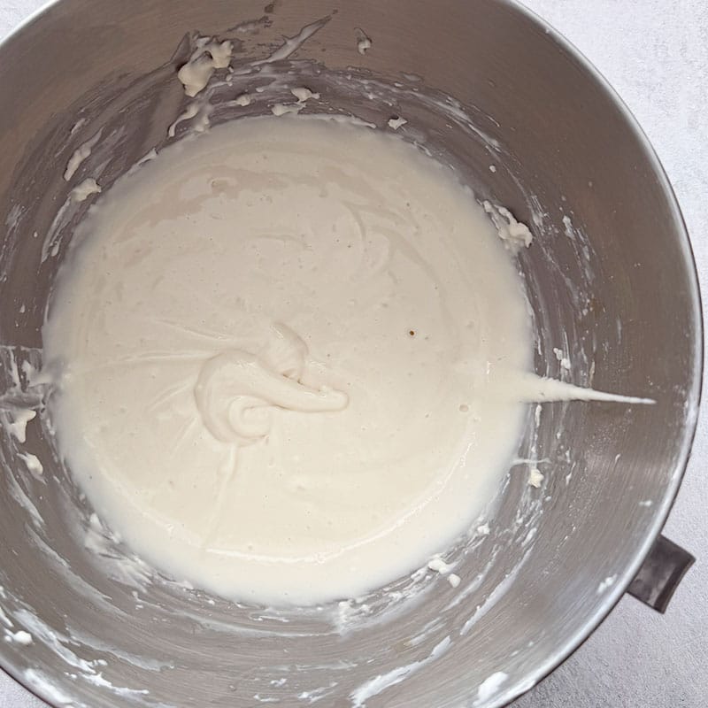 vegan chantilly cream for berry chantilly cake